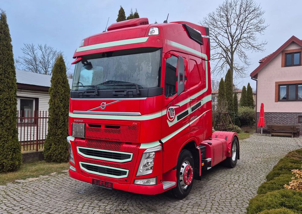 Volvo FH GLOBETROTTER - 트랙터 유닛 : 사진 1 Volvo FH GLOBETROTTER - 트랙터 유닛 : 사진 1