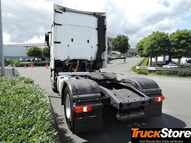 Mercedes-Benz Actros 1843 LS - 트랙터 유닛 : 사진 4 Mercedes-Benz Actros 1843 LS - 트랙터 유닛 : 사진 4