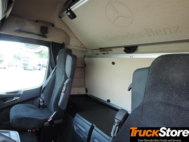 트랙터 유닛 Mercedes-Benz Actros 1848 LS : 사진 8