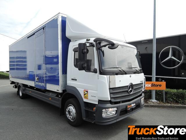 Mercedes-Benz Atego 1218 L - 박스 트럭 : 사진 3 Mercedes-Benz Atego 1218 L - 박스 트럭 : 사진 3
