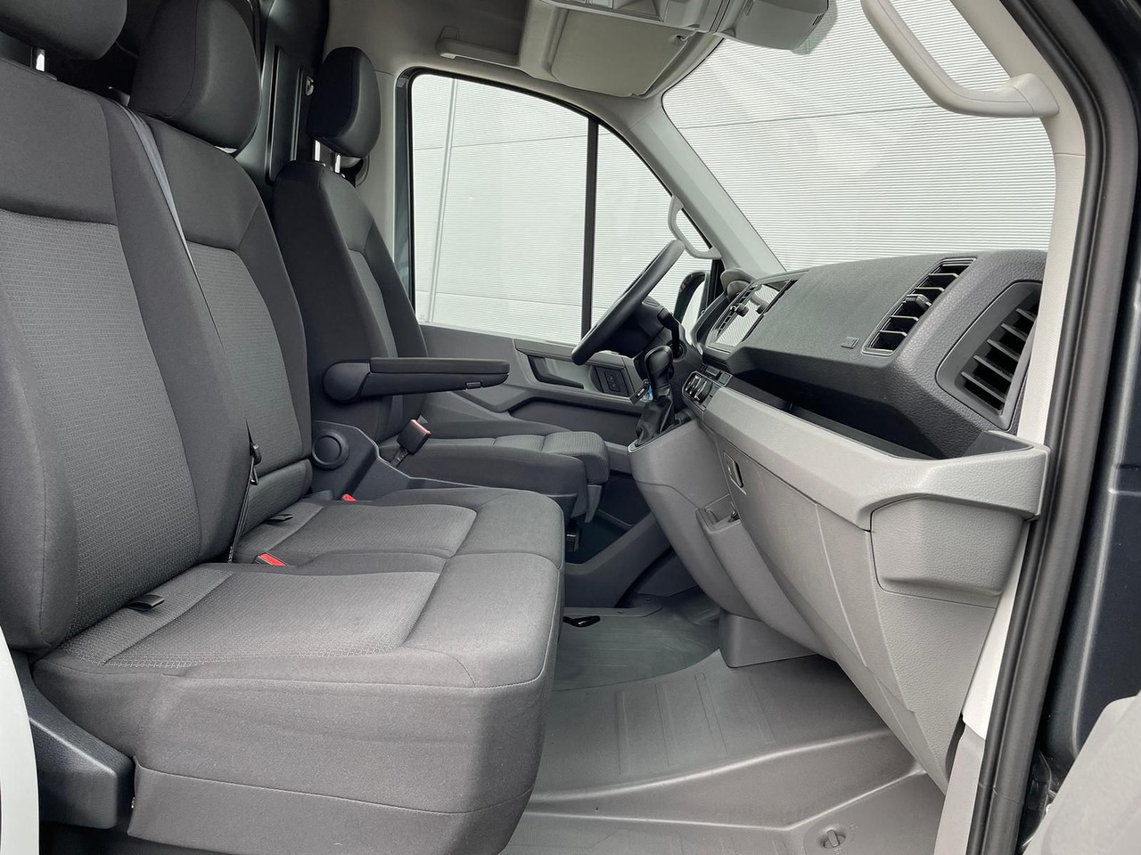 패널 밴 MAN TGE 3.160 L4H3 KASTEN TEMPOMAT AHK SITZHZ DAB : 사진 25 패널 밴 MAN TGE 3.160 L4H3 KASTEN TEMPOMAT AHK SITZHZ DAB : 사진 25