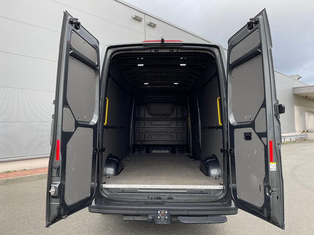 패널 밴 MAN TGE 3.160 L4H3 KASTEN TEMPOMAT AHK SITZHZ DAB : 사진 36 패널 밴 MAN TGE 3.160 L4H3 KASTEN TEMPOMAT AHK SITZHZ DAB : 사진 36