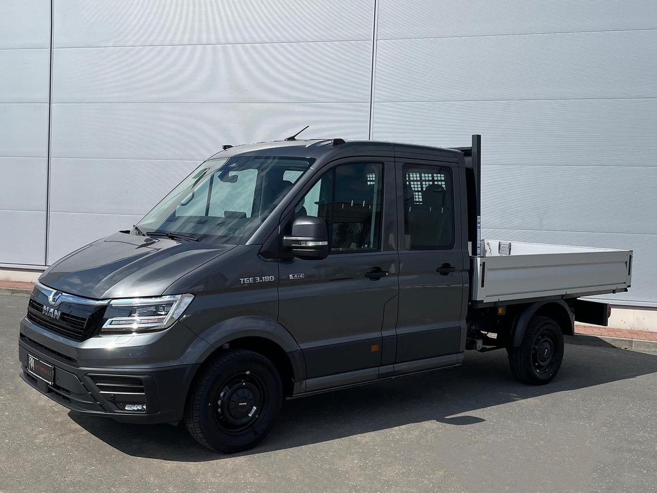 MAN TGE 3.180 Pritsche DOKA MR 4x4 ACC LED DIFF-SPER - 플랫베드 밴, 콤비 밴 : 사진 1 MAN TGE 3.180 Pritsche DOKA MR 4x4 ACC LED DIFF-SPER - 플랫베드 밴, 콤비 밴 : 사진 1