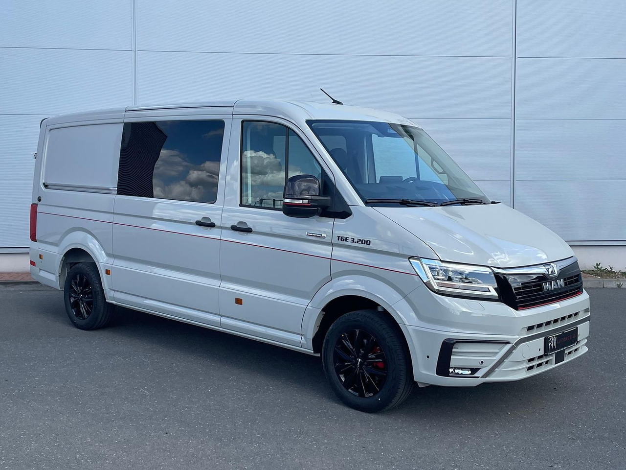 MAN TGE 3.200 L3H2 MIXTO 4x4 Individual S ACC STHZ - 차량 : 사진 2 MAN TGE 3.200 L3H2 MIXTO 4x4 Individual S ACC STHZ - 차량 : 사진 2