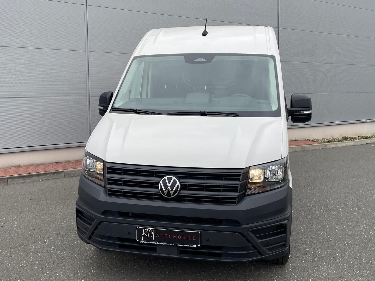 Volkswagen Crafter Kasten 35 L3H3 Autom. NAVI DAB PDC TEMP - 패널 밴 : 사진 4 Volkswagen Crafter Kasten 35 L3H3 Autom. NAVI DAB PDC TEMP - 패널 밴 : 사진 4
