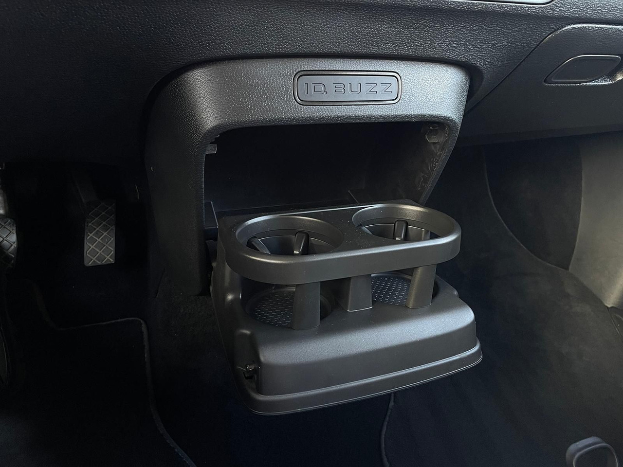 승합차, 전기 밴 Volkswagen ID.Buzz KW Fahrwerk LM Felgen KLIMA PDC ACC DAB : 사진 40