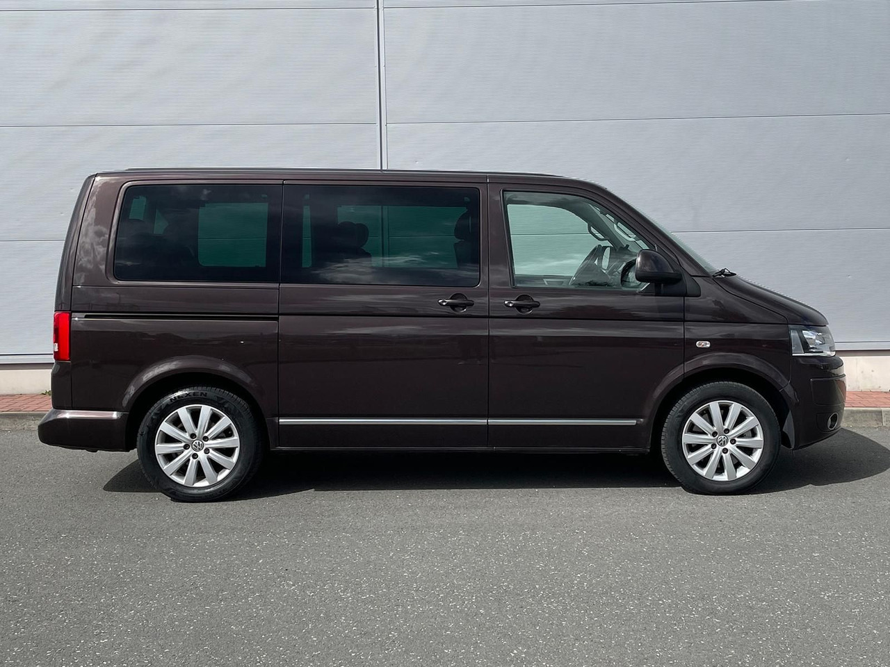 Volkswagen T5 Multivan Highline 4M LEDER AHK MFL - 승합차 : 사진 5 Volkswagen T5 Multivan Highline 4M LEDER AHK MFL - 승합차 : 사진 5