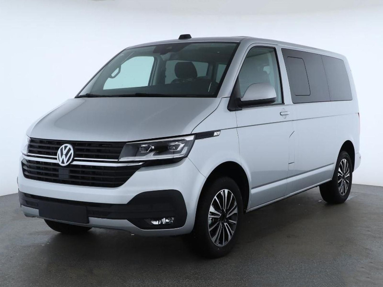 Volkswagen T6.1 Transporter Kombi KR LED STANDHZ ACC NAVI - 승합차 : 사진 1 Volkswagen T6.1 Transporter Kombi KR LED STANDHZ ACC NAVI - 승합차 : 사진 1