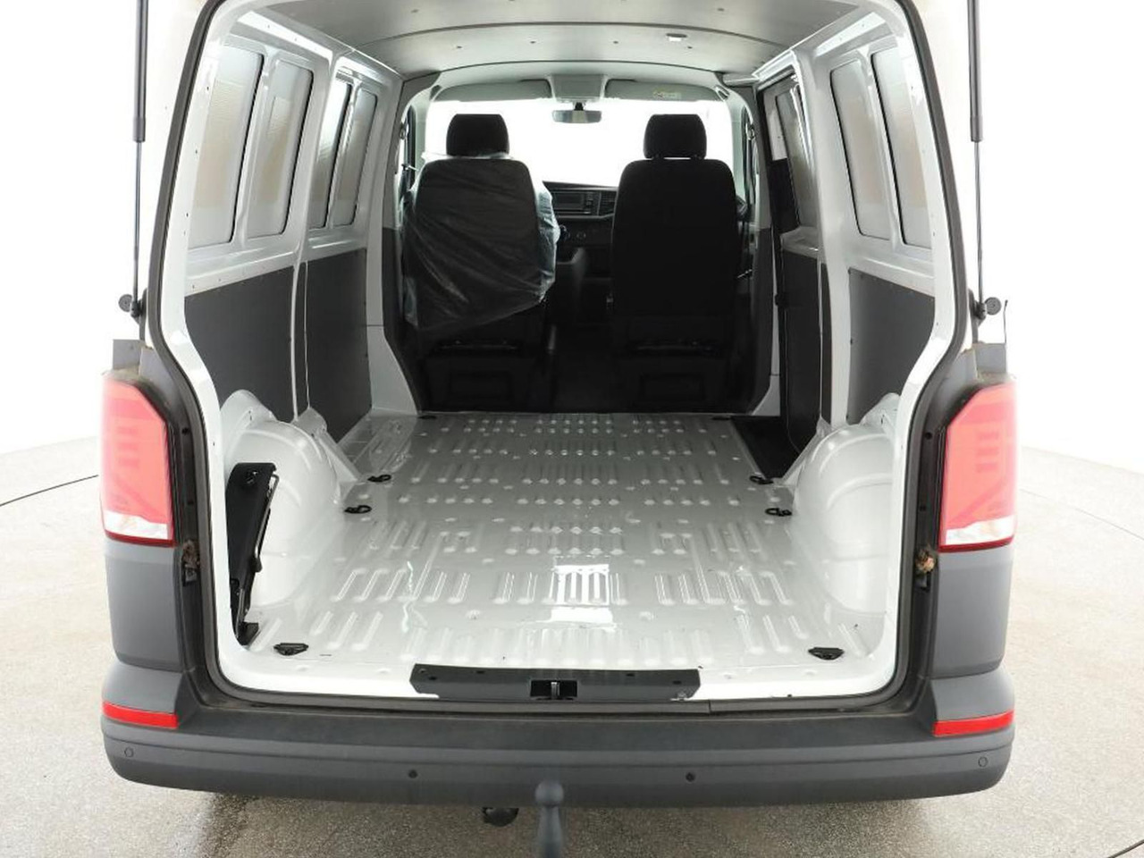 Volkswagen T6.1 Transporter LR FWD PDC SITZHZ TEMP AHK - 승합차 : 사진 3 Volkswagen T6.1 Transporter LR FWD PDC SITZHZ TEMP AHK - 승합차 : 사진 3