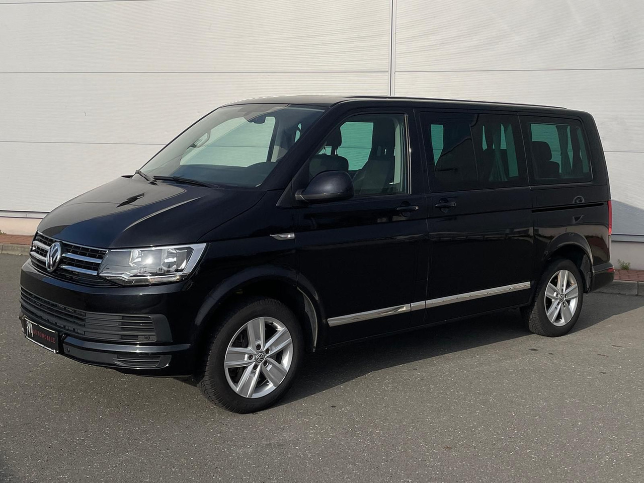 Volkswagen T6 Multivan Comfortline 4M AHK STANDHZ SITZH DAB - 승합차 : 사진 1 Volkswagen T6 Multivan Comfortline 4M AHK STANDHZ SITZH DAB - 승합차 : 사진 1