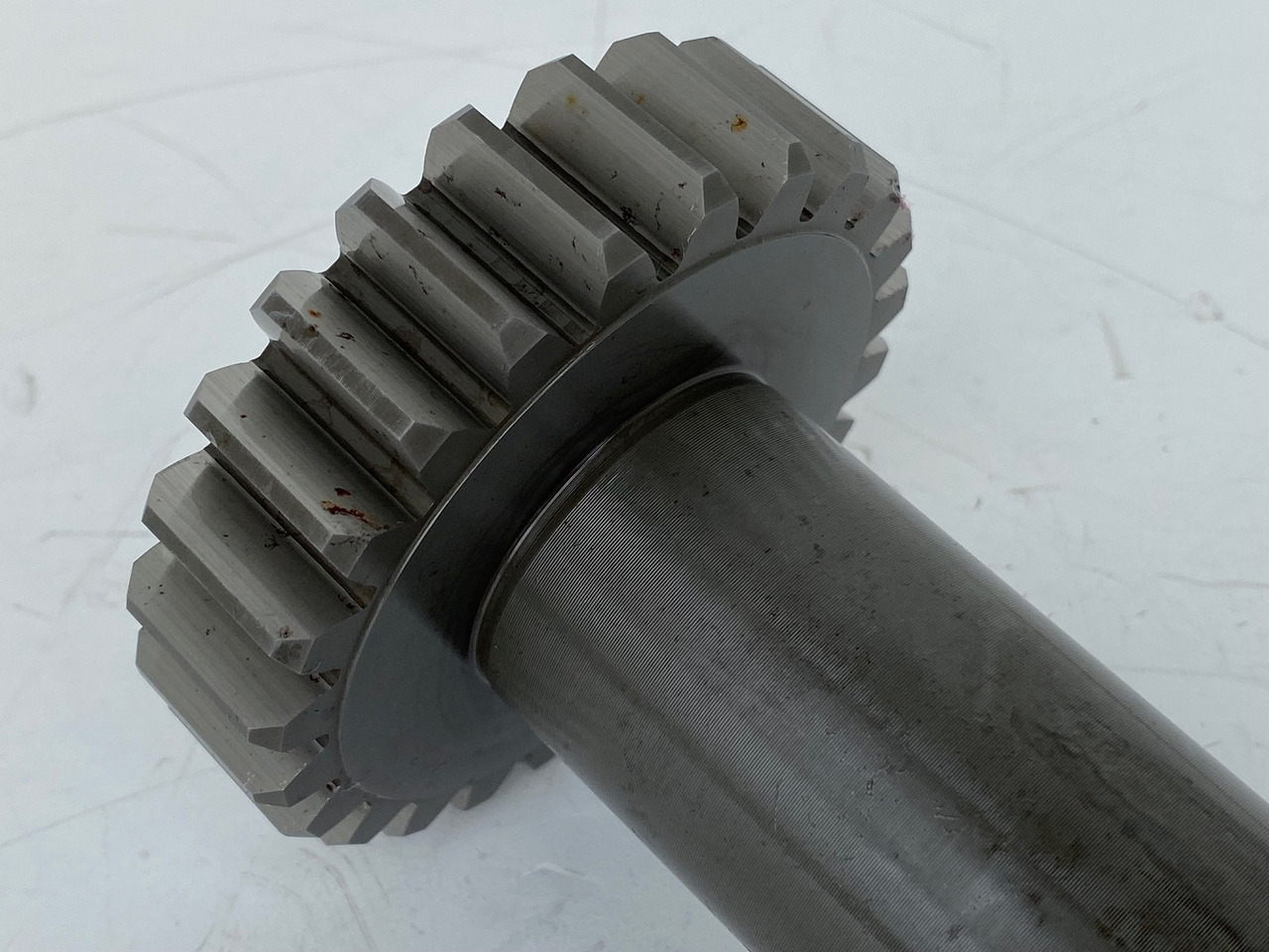 Liebherr Antriebswelle ID-Nr.9443859 - ID-Nr.944385903. LH60, LH80, ER934, ER944, LOS944, LOS946, LOS950, LOS954, R944, R946, R950, R954, RZG390. #AN2804# - 기어박스 크롤러 굴삭기 용 : 사진 4 Liebherr Antriebswelle ID-Nr.9443859 - ID-Nr.944385903. LH60, LH80, ER934, ER944, LOS944, LOS946, LOS950, LOS954, R944, R946, R950, R954, RZG390. #AN2804# - 기어박스 크롤러 굴삭기 용 : 사진 4