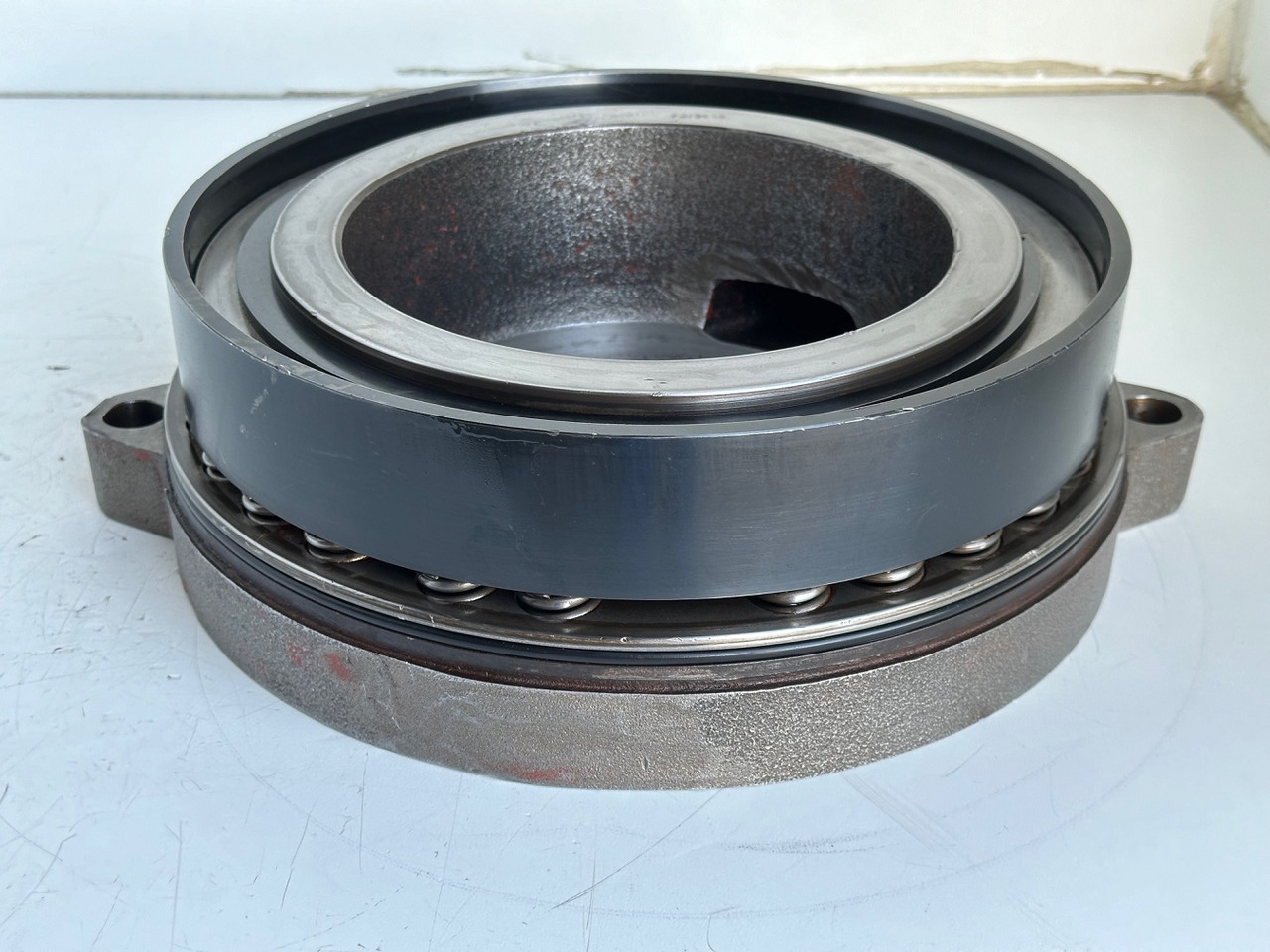 Liebherr Bremse. ID-Nr.90005701. R9100, R9100B. #90005701.170# - 스윙 모터 굴착기 용 : 사진 5 Liebherr Bremse. ID-Nr.90005701. R9100, R9100B. #90005701.170# - 스윙 모터 굴착기 용 : 사진 5
