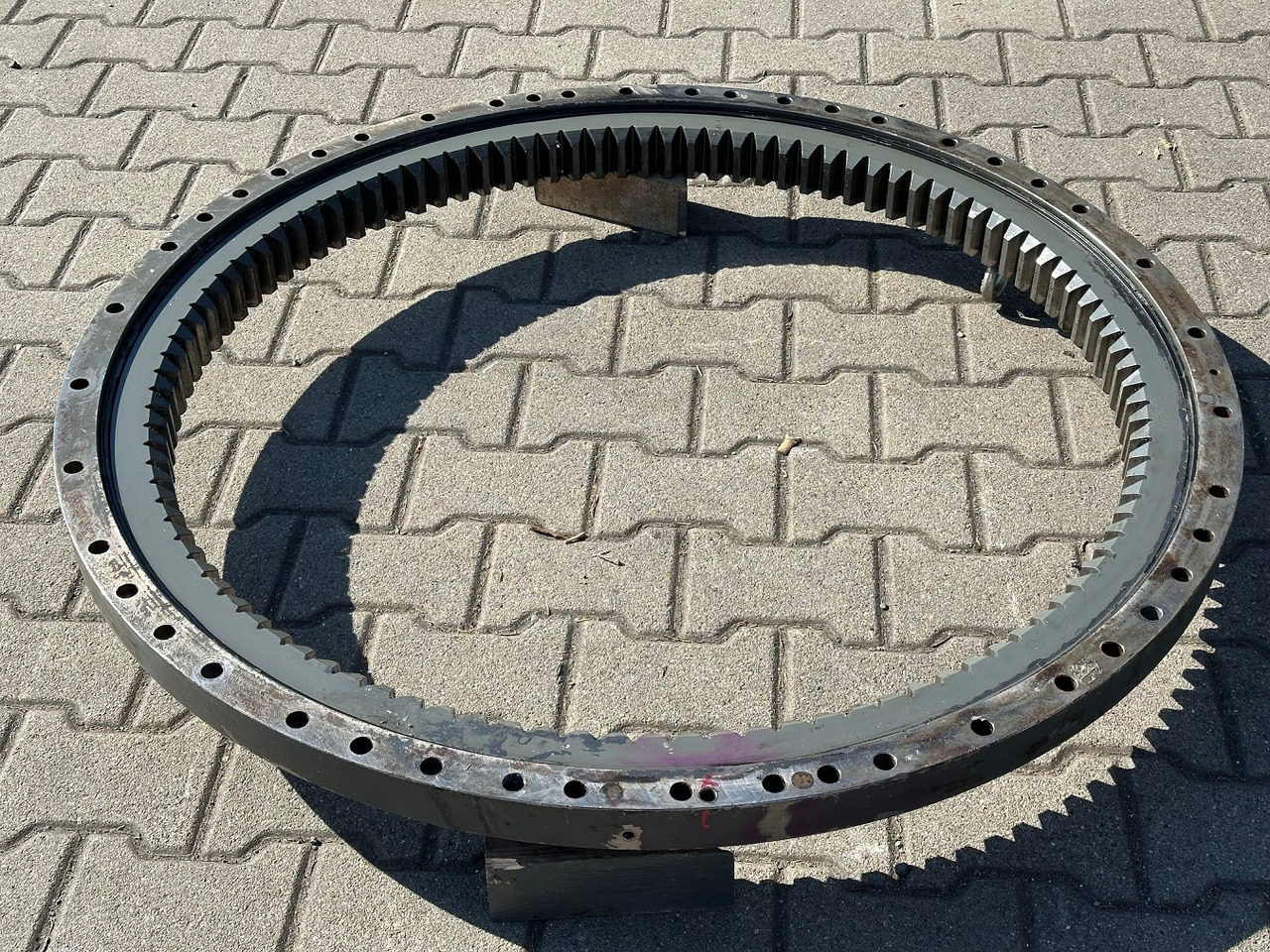 Liebherr Drehkranz - Kugeldrehverbindung Typ:KUD34VJ009-000. ID-Nr.90213287. R914RAIL,R914COMP,R914K-S,R914K-STD,R918LC,R918NLC,R918XLC,R920K-LC,R920K-NLC. #90213287.21155# - 선회 링 건설기계 용 : 사진 4 Liebherr Drehkranz - Kugeldrehverbindung Typ:KUD34VJ009-000. ID-Nr.90213287. R914RAIL,R914COMP,R914K-S,R914K-STD,R918LC,R918NLC,R918XLC,R920K-LC,R920K-NLC. #90213287.21155# - 선회 링 건설기계 용 : 사진 4