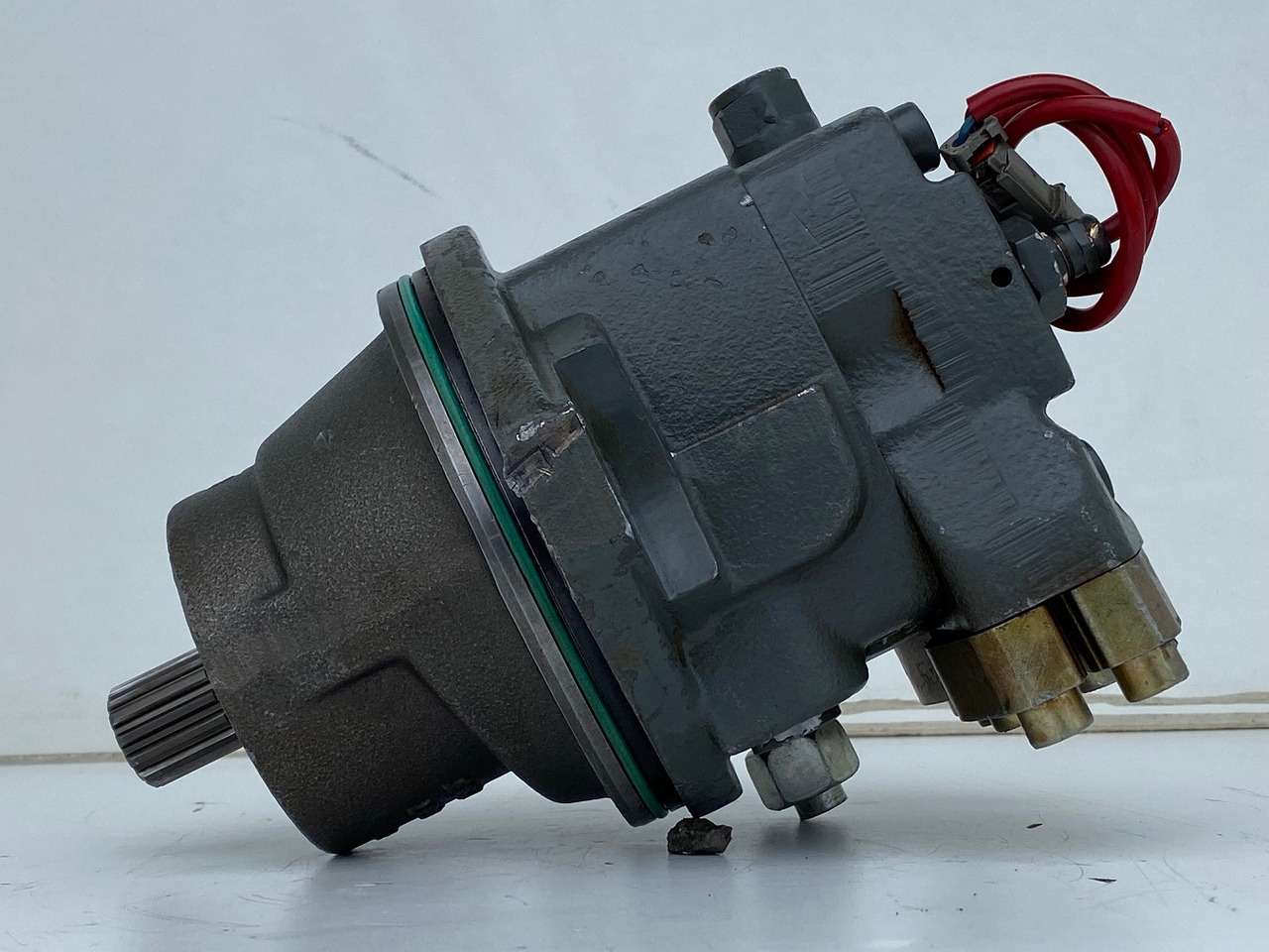 Liebherr Hydraulikeinbaumotor FMF045, ID-Nr.10132702. A924, LH30C, LH30M, LH35M, LH35MT, LH40C, LH40CP, LH40M, LH40MP, LH50CHR, LH50M, LH50MHR, LH50MT. #33179# - 유압 모터 휠 굴삭기 용 : 사진 2 Liebherr Hydraulikeinbaumotor FMF045, ID-Nr.10132702. A924, LH30C, LH30M, LH35M, LH35MT, LH40C, LH40CP, LH40M, LH40MP, LH50CHR, LH50M, LH50MHR, LH50MT. #33179# - 유압 모터 휠 굴삭기 용 : 사진 2