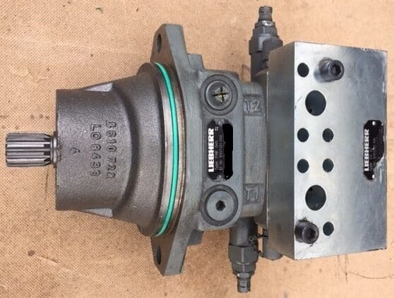 Liebherr Hydraulikeinbaumotor FMF045 and Dämpfungsventil DV22. ID-Nr.10137481 - ID-Nr.10152486 - ID-Nr.11369615 and ID-Nr.10151323 - 유압 모터 크롤러 굴삭기 용 : 사진 1 Liebherr Hydraulikeinbaumotor FMF045 and Dämpfungsventil DV22. ID-Nr.10137481 - ID-Nr.10152486 - ID-Nr.11369615 and ID-Nr.10151323 - 유압 모터 크롤러 굴삭기 용 : 사진 1