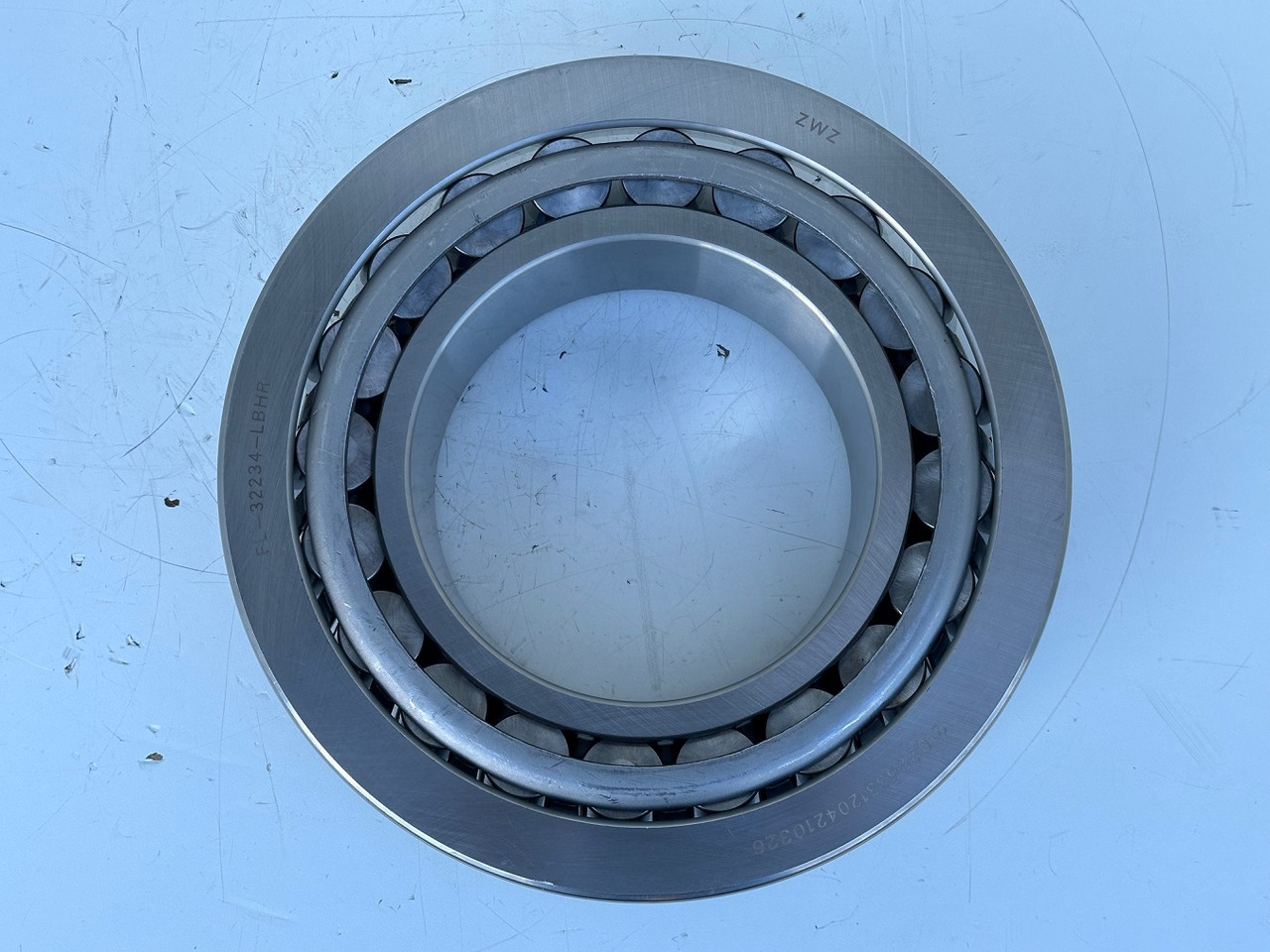 Liebherr Kegelrollenlager ID-Nr.7610083. FL-32234-LBHR. SAT450/207,SAT450/275. LH120,LH150,R984,P9250,P9350,P984,P994,P996,R9250,R9350,R9400,R994,R996. #7610083.01# - 스윙 모터 건설기계 용 : 사진 3 Liebherr Kegelrollenlager ID-Nr.7610083. FL-32234-LBHR. SAT450/207,SAT450/275. LH120,LH150,R984,P9250,P9350,P984,P994,P996,R9250,R9350,R9400,R994,R996. #7610083.01# - 스윙 모터 건설기계 용 : 사진 3