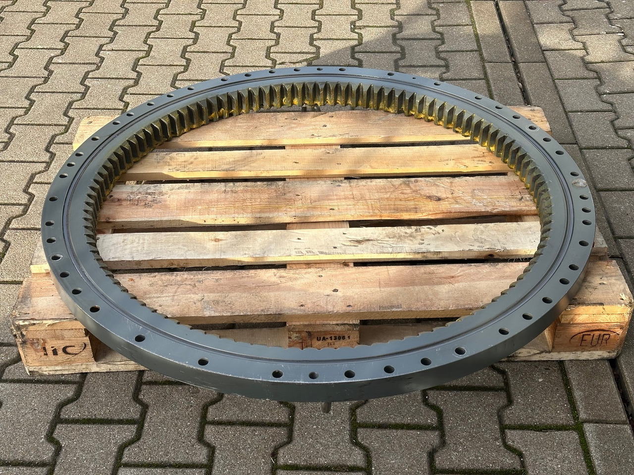 Liebherr Kugeldrehverbindung Typ:KUD34VJ005-000. ID-Nr.90020576. R914 COMP-1194. #159-10793# - 선회 링 크롤러 굴삭기 용 : 사진 5 Liebherr Kugeldrehverbindung Typ:KUD34VJ005-000. ID-Nr.90020576. R914 COMP-1194. #159-10793# - 선회 링 크롤러 굴삭기 용 : 사진 5