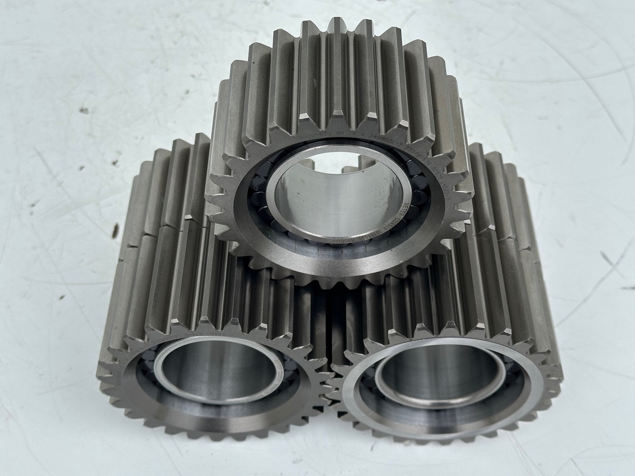 Liebherr Planetenrad ID-Nr.90205840. FAT350P126 - FAT350P138. R920 - R922 - R924 - R925 - R926 - R930 T. #90205840.22.05.01# - 파이널 드라이브 크롤러 굴삭기 용 : 사진 3 Liebherr Planetenrad ID-Nr.90205840. FAT350P126 - FAT350P138. R920 - R922 - R924 - R925 - R926 - R930 T. #90205840.22.05.01# - 파이널 드라이브 크롤러 굴삭기 용 : 사진 3