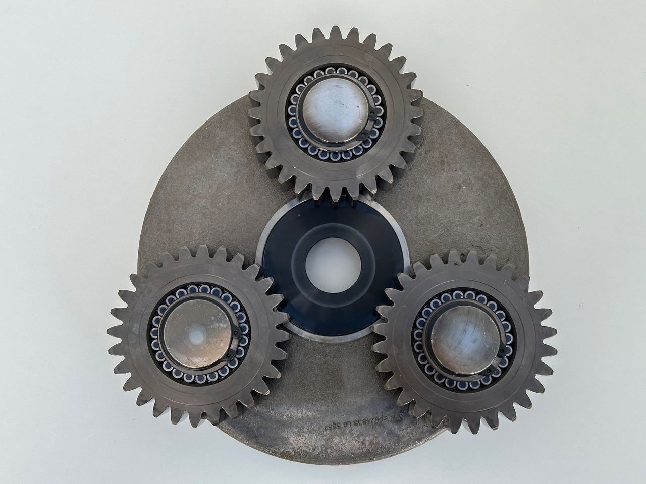 Liebherr Planetenträger ID-Nr.90024938 mit Planetenräder ID-Nr.90024939. FAT400P112 -FAT400P130 - FAT400P139. LO1936,LOS926,R926,R928,R930,R934,R936,R940,R944,R946,R950 T. #PLA.938.PLA.939# - 파이널 드라이브 건설기계 용 : 사진 3 Liebherr Planetenträger ID-Nr.90024938 mit Planetenräder ID-Nr.90024939. FAT400P112 -FAT400P130 - FAT400P139. LO1936,LOS926,R926,R928,R930,R934,R936,R940,R944,R946,R950 T. #PLA.938.PLA.939# - 파이널 드라이브 건설기계 용 : 사진 3