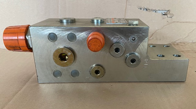 Liebherr Rohrbruchsicherung ID-Nr.5009808. - 유압 밸브 크롤러 굴삭기 용 : 사진 3 Liebherr Rohrbruchsicherung ID-Nr.5009808. - 유압 밸브 크롤러 굴삭기 용 : 사진 3