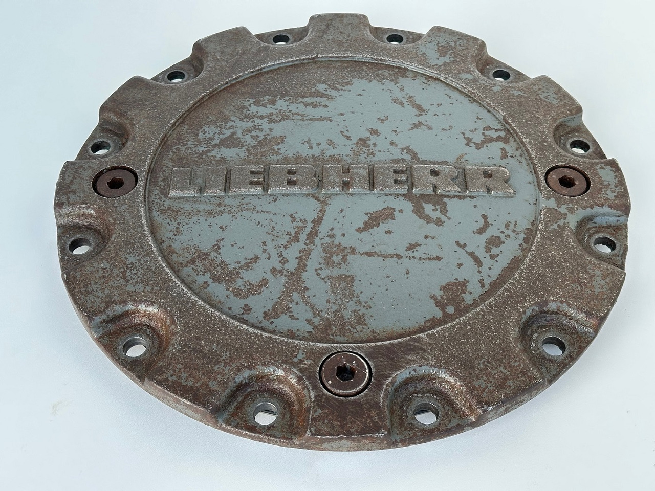Liebherr Verschlussdeckel ID-Nr.90214374. FAT400P130, FAT400P139. R926-1715, R928-1715, R930-1716, R934-1550, R936 K-LC, R936 K-NLC, R936 K-SLC, R938-1650. #90214374.25.01# - 파이널 드라이브 크롤러 굴삭기 용 : 사진 1 Liebherr Verschlussdeckel ID-Nr.90214374. FAT400P130, FAT400P139. R926-1715, R928-1715, R930-1716, R934-1550, R936 K-LC, R936 K-NLC, R936 K-SLC, R938-1650. #90214374.25.01# - 파이널 드라이브 크롤러 굴삭기 용 : 사진 1