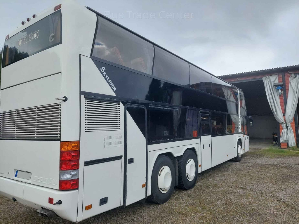 NEOPLAN Skyliner N122/3 - 대형 버스 : 사진 3 NEOPLAN Skyliner N122/3 - 대형 버스 : 사진 3