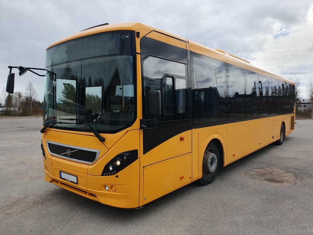 VOLVO 8900 B8RLE - 교외 버스 : 사진 4 VOLVO 8900 B8RLE - 교외 버스 : 사진 4