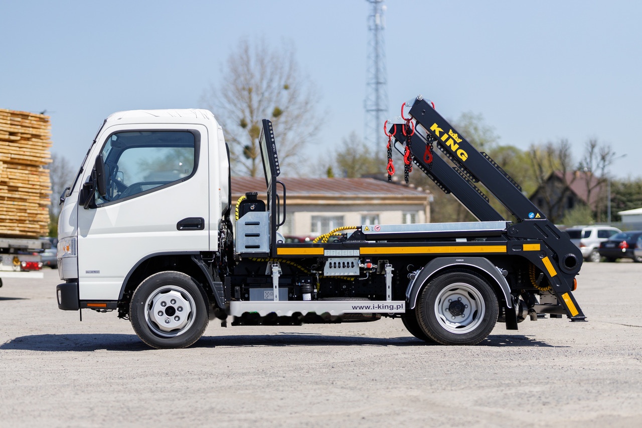 MITSUBISHI Fuso Canter 9C18 - 스킵 로더 트럭 : 사진 1 MITSUBISHI Fuso Canter 9C18 - 스킵 로더 트럭 : 사진 1