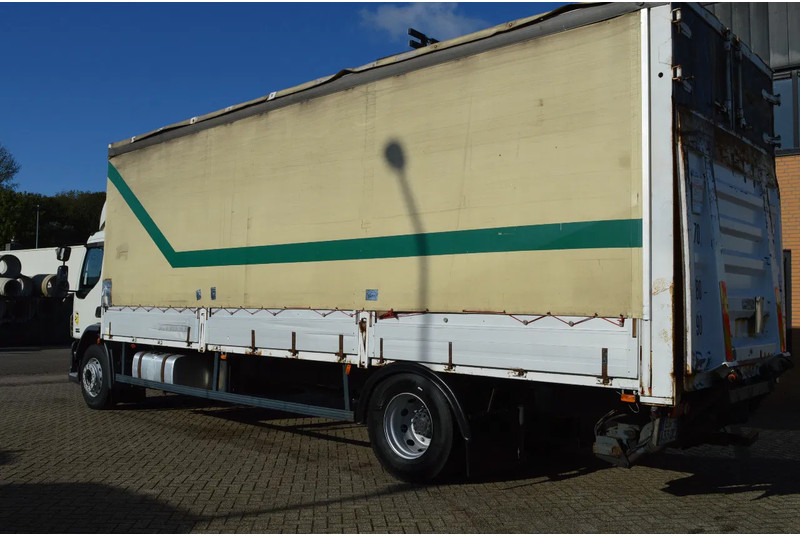 DAF CF 250 * EURO3 * MANUAL * 4X2 * - 커튼사이더 트럭 : 사진 3 DAF CF 250 * EURO3 * MANUAL * 4X2 * - 커튼사이더 트럭 : 사진 3