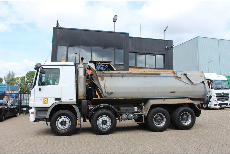 Mercedes-Benz Actros 4141 * 8x4 * 3 pedal * - 덤프트럭 : 사진 2 Mercedes-Benz Actros 4141 * 8x4 * 3 pedal * - 덤프트럭 : 사진 2