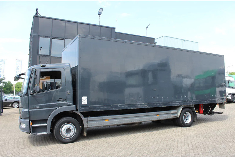 Mercedes-Benz Atego 1318 * EURO5 * 4X2 * MANUAL * - 박스 트럭 : 사진 2 Mercedes-Benz Atego 1318 * EURO5 * 4X2 * MANUAL * - 박스 트럭 : 사진 2
