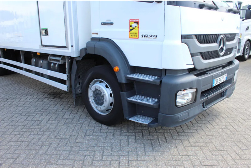 Mercedes-Benz Axor 1829 * MANAUL * EURO5 * 4X2 * CARRIER SUPRA 950 * - 냉동탑차 : 사진 3 Mercedes-Benz Axor 1829 * MANAUL * EURO5 * 4X2 * CARRIER SUPRA 950 * - 냉동탑차 : 사진 3
