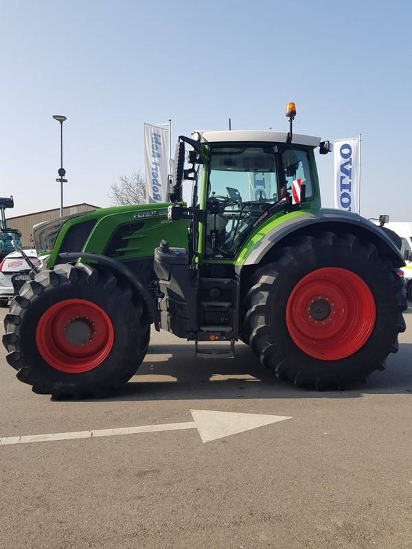 Fendt 828 Vario Profi Plus - 장궤형 트랙터 : 사진 3 Fendt 828 Vario Profi Plus - 장궤형 트랙터 : 사진 3