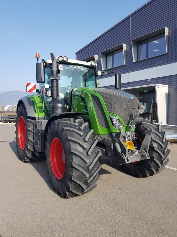 Fendt 828 Vario Profi Plus - 장궤형 트랙터 : 사진 2 Fendt 828 Vario Profi Plus - 장궤형 트랙터 : 사진 2