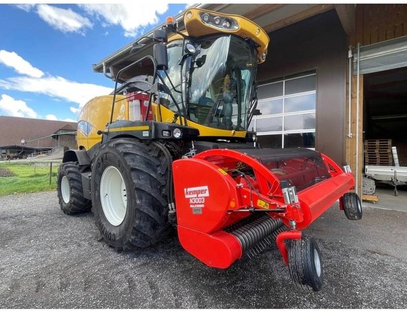 New Holland FR 700 - 견인식 목초수확기 : 사진 1 New Holland FR 700 - 견인식 목초수확기 : 사진 1