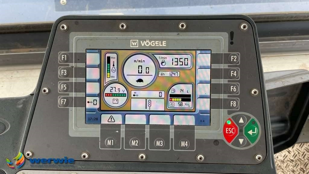 아스팔트 포장기 Vögele SUPER 1800-3i / AB500-3TP1 (2,55 - 5,00 m) : 사진 40 아스팔트 포장기 Vögele SUPER 1800-3i / AB500-3TP1 (2,55 - 5,00 m) : 사진 40