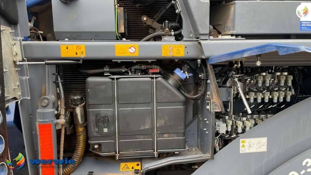 아스팔트 포장기 Vögele SUPER 1800-3i / AB500-3TP1 (2,55 - 5,00 m) : 사진 15 아스팔트 포장기 Vögele SUPER 1800-3i / AB500-3TP1 (2,55 - 5,00 m) : 사진 15