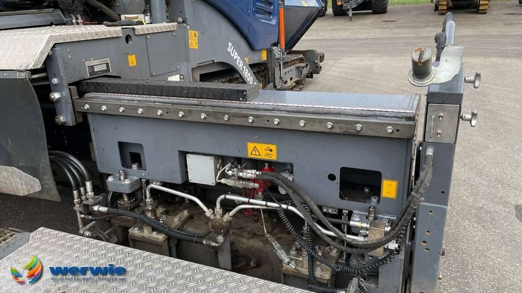 아스팔트 포장기 Vögele SUPER 1800-3i / AB500-3TP1 (2,55 - 5,00 m) : 사진 27 아스팔트 포장기 Vögele SUPER 1800-3i / AB500-3TP1 (2,55 - 5,00 m) : 사진 27