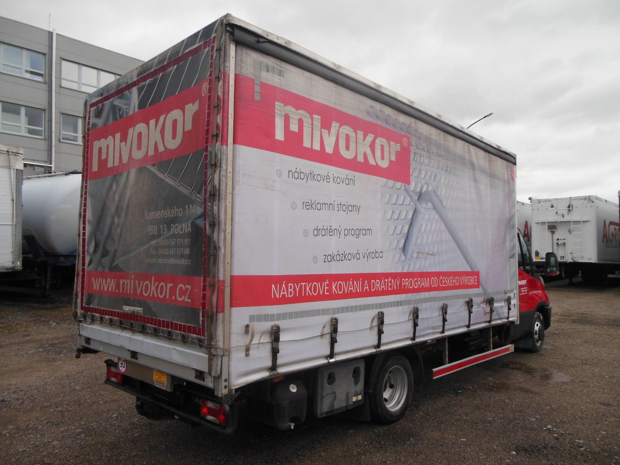 Iveco Daily 50C18, 10 Paletten - 커튼 사이드 밴 : 사진 3 Iveco Daily 50C18, 10 Paletten - 커튼 사이드 밴 : 사진 3