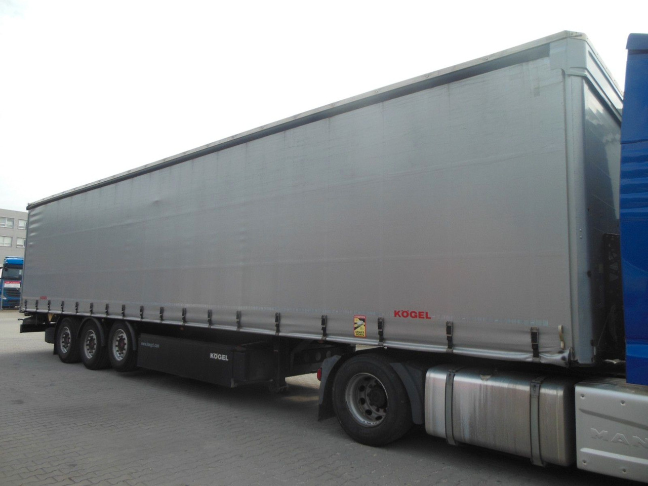 Kögel SN 24, SAF, PALETTEN BOX, - 커튼사이더 세미 트레일러 : 사진 2 Kögel SN 24, SAF, PALETTEN BOX, - 커튼사이더 세미 트레일러 : 사진 2