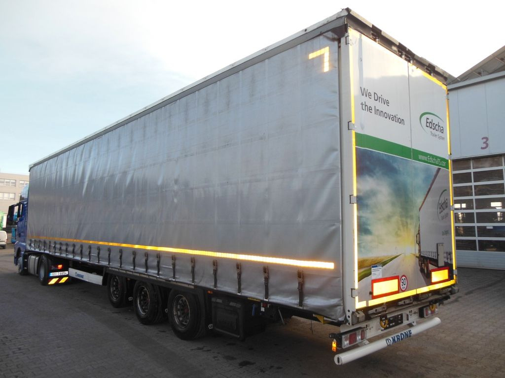 Krone SD MEGA LINER, LOWDECK, LIFT ACHSE - 커튼사이더 세미 트레일러 : 사진 4 Krone SD MEGA LINER, LOWDECK, LIFT ACHSE - 커튼사이더 세미 트레일러 : 사진 4