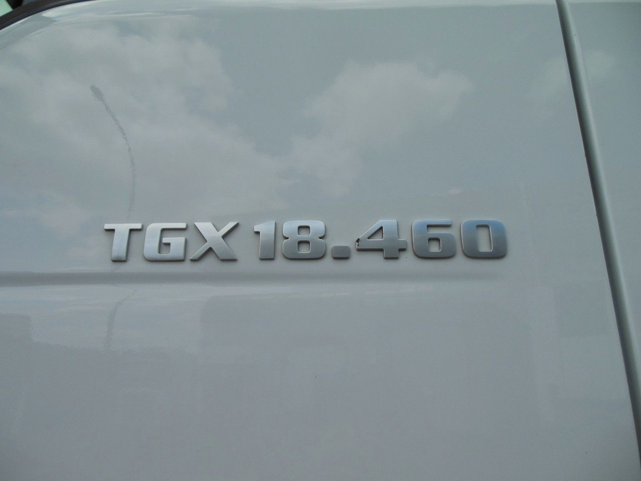 MAN TGX 18.460, XLX, VOLL LUFT, PRITSCHE 9,2M, TOP!! - 커튼사이더 트럭 : 사진 5 MAN TGX 18.460, XLX, VOLL LUFT, PRITSCHE 9,2M, TOP!! - 커튼사이더 트럭 : 사진 5