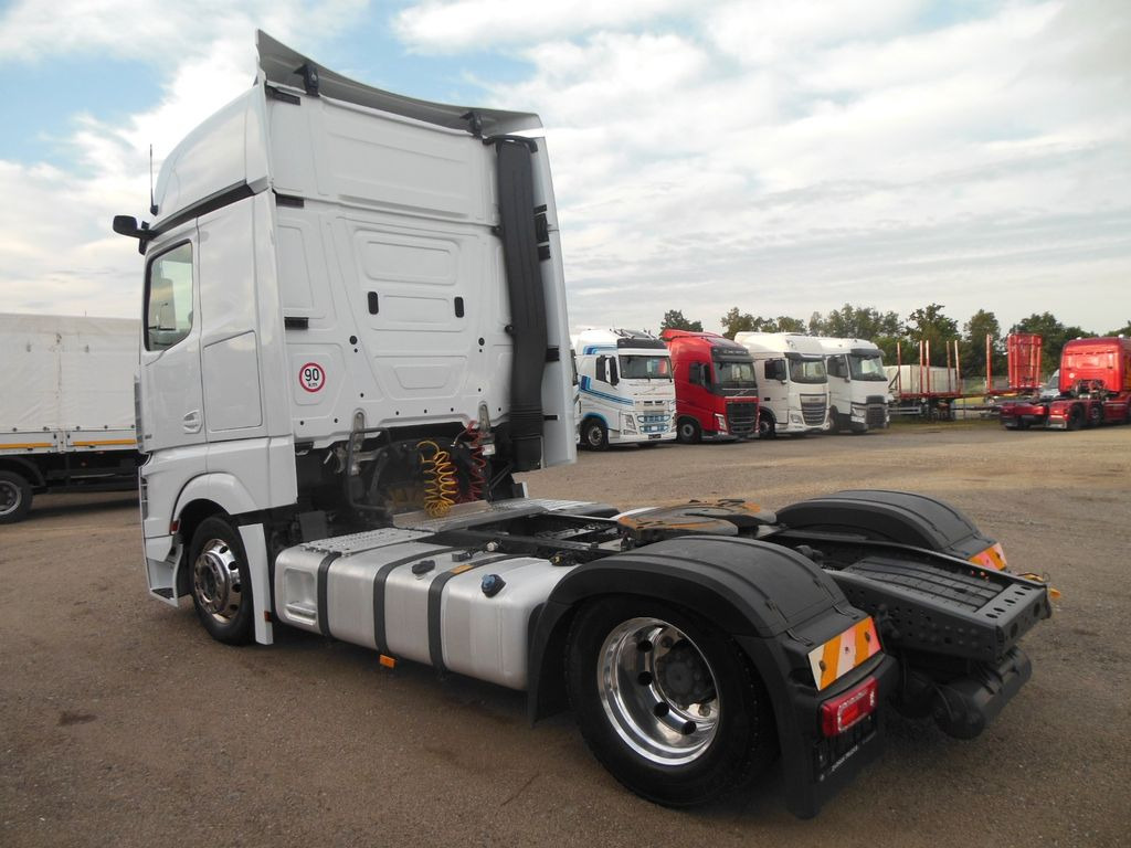 Mercedes-Benz ACTROS 1851,LOWDECK,STANDKLIMA,ALU FELGEN,TOP!!! - 트랙터 유닛 : 사진 4 Mercedes-Benz ACTROS 1851,LOWDECK,STANDKLIMA,ALU FELGEN,TOP!!! - 트랙터 유닛 : 사진 4
