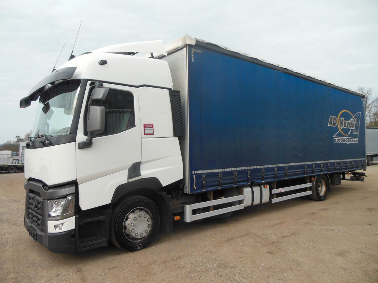 Renault T 380, PRITSCHE 9,6M, 24 PALETTEN!!! - 커튼사이더 트럭 : 사진 1 Renault T 380, PRITSCHE 9,6M, 24 PALETTEN!!! - 커튼사이더 트럭 : 사진 1
