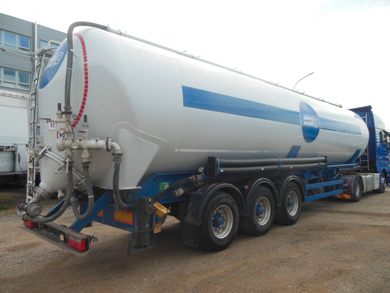Spitzer SK 2460 CAL, 60.000 L - 사일로 세미 트레일러 : 사진 3 Spitzer SK 2460 CAL, 60.000 L - 사일로 세미 트레일러 : 사진 3