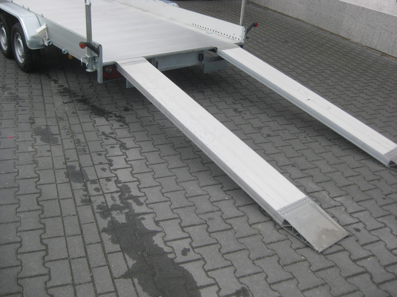 Anssems Transporter AMT 2500 407x180x18cm Aluboden Alurampen Seilwinde 2500kg online - 오토트랜스포터 트레일러 : 사진 5 Anssems Transporter AMT 2500 407x180x18cm Aluboden Alurampen Seilwinde 2500kg online - 오토트랜스포터 트레일러 : 사진 5