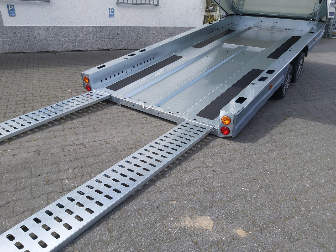 오토트랜스포터 트레일러 BJT Race Shuttle 3 Transporter 470x195x160cm ankippbar Alufelgen black 100km/H 3000kg : 사진 6