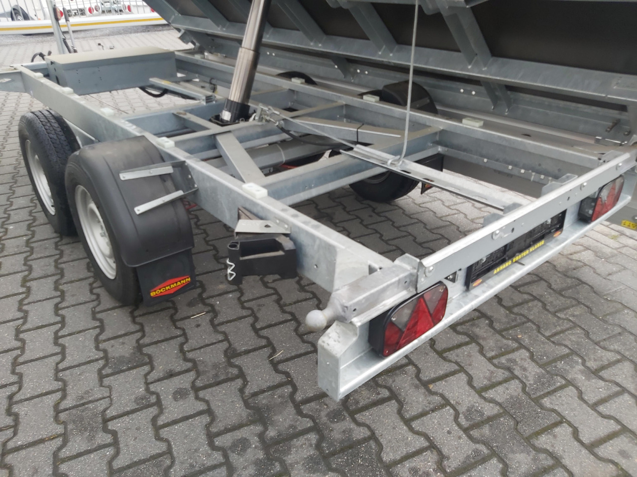 덤프 트레일러 Böckmann Kipper DK AL 3718/35 Profi 374x180x35cm Elektrisch + NHP (L) 3500kg Modell 2024 : 사진 11