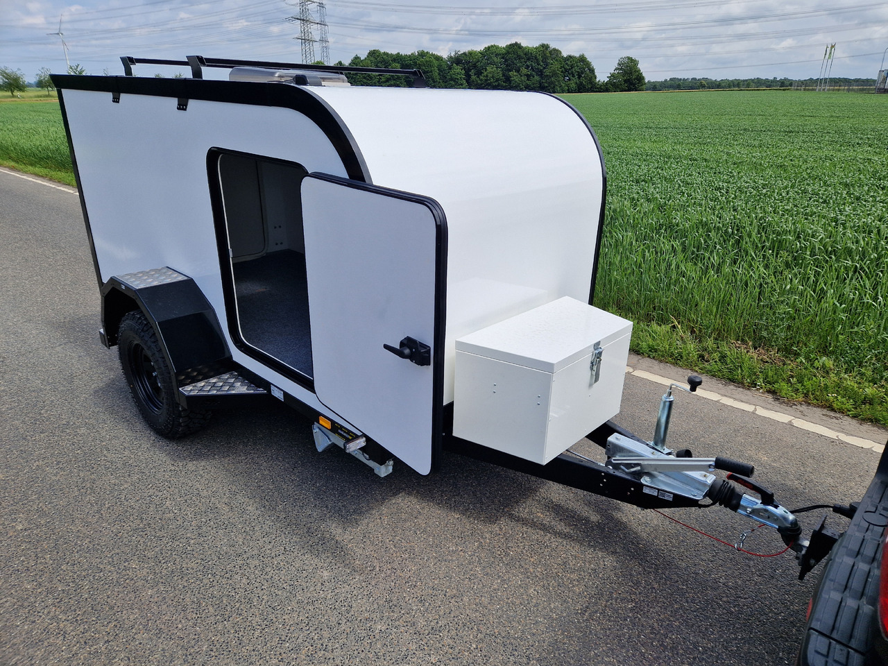 캐러밴 Cargo Base Camp offroad M 290x148x128cm Solar Akku 12 Volt Reeling 1350kg 100km/H : 사진 10