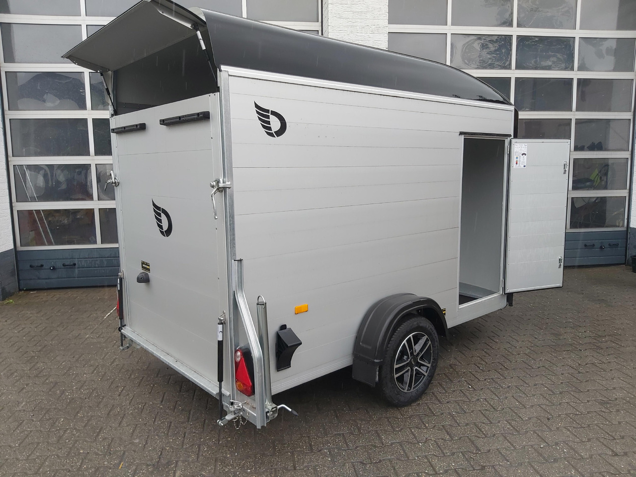 밀폐형 박스 트레일러 Cargo Roadster 300 300x150x184cm Alu Poly black Seitentür Alufelgen Pullman 100 km/H 1300kg : 사진 6